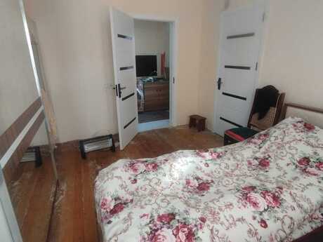 1 otaqlı həyət evi/bağ evi - Biləcəri q. - 32 m²
