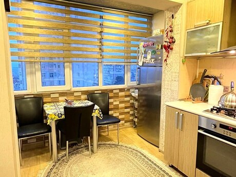 2 otaqlı köhnə tikili - 9-cu mikrorayon q. - 60 m²