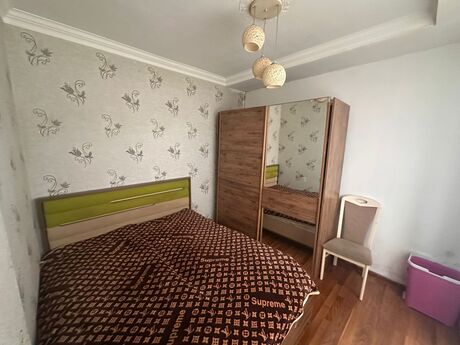 2 otaqlı köhnə tikili - Qaraçuxur q. - 50 m²