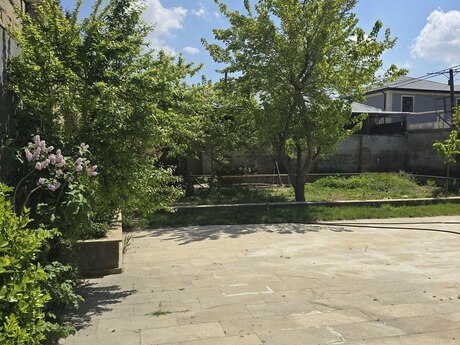 6 otaqlı həyət evi/bağ evi - Şağan q. - 180 m²