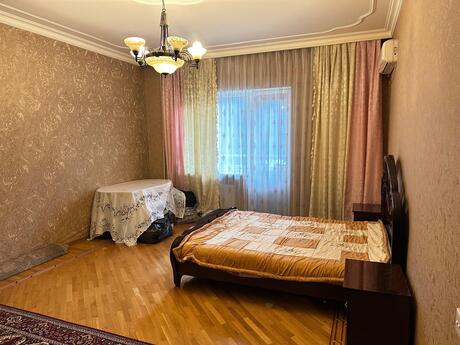 3 otaqlı yeni tikili - Elmlər Akademiyası m. - 130 m²