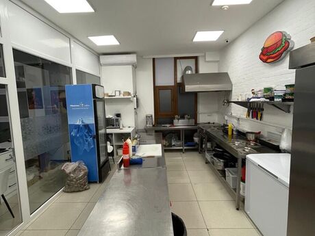 Obyekt - 28 May m. - 70 m²