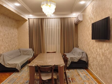2 otaqlı yeni tikili - 8-ci mikrorayon q. - 105 m²