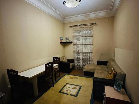 2 otaqlı köhnə tikili - Nəriman Nərimanov m. - 55 m²