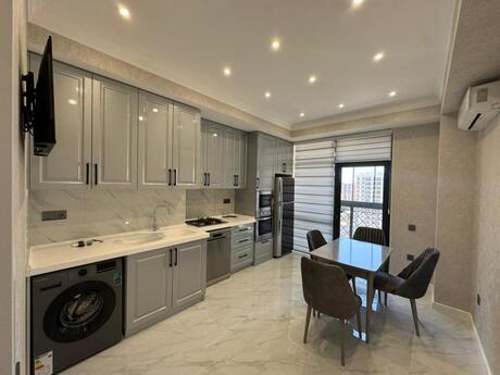 3-комн. новостройка - м. Нариман Нариманов - 125 м²