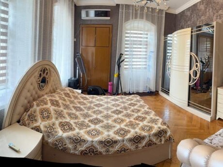 3 otaqlı köhnə tikili - 28 May m. - 80 m²