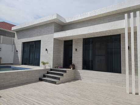 5 otaqlı həyət evi/bağ evi - Şüvəlan q. - 150 m²