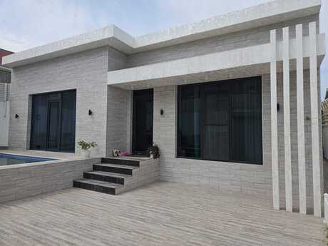 5 otaqlı həyət evi/bağ evi - Şüvəlan q. - 150 m²