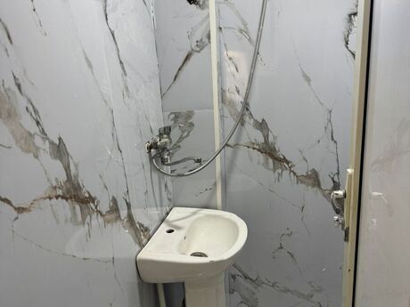 1 otaqlı həyət evi/bağ evi - Bayıl q. - 15 m²
