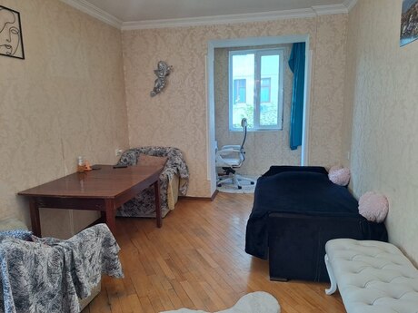 2 otaqlı yeni tikili - 28 May m. - 80 m²
