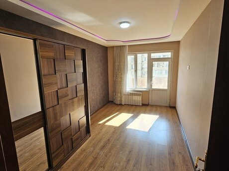 3 otaqlı yeni tikili - 8 Noyabr m. - 100 m²