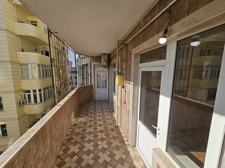 3 otaqlı yeni tikili - 8 Noyabr m. - 100 m²