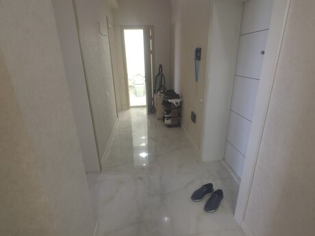 2 otaqlı yeni tikili - İnşaatçılar m. - 70 m²