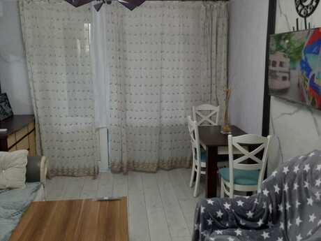 2 otaqlı köhnə tikili - Nizami m. - 68 m²