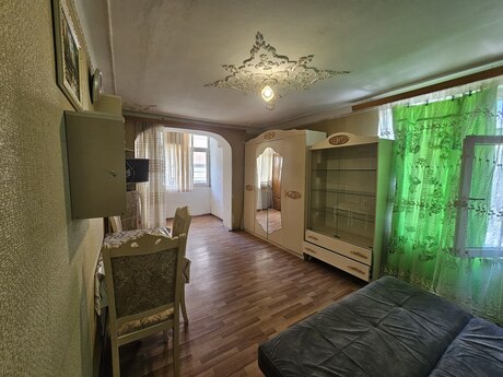 1 otaqlı köhnə tikili - Nəriman Nərimanov m. - 38 m²