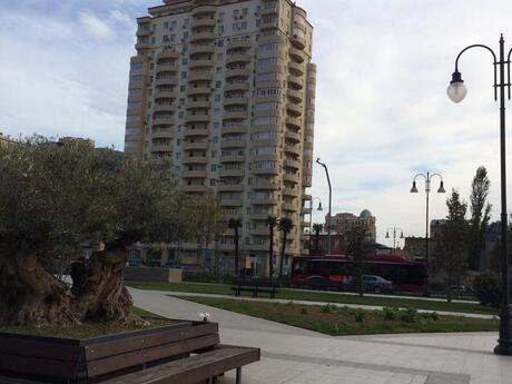 4 otaqlı yeni tikili - Sahil m. - 188 m²