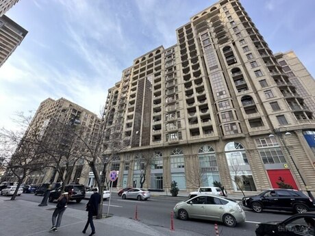 Объявление №6120898 - Баку, м. 28 мая, 4-комн., 175 м², 7/20 этаж