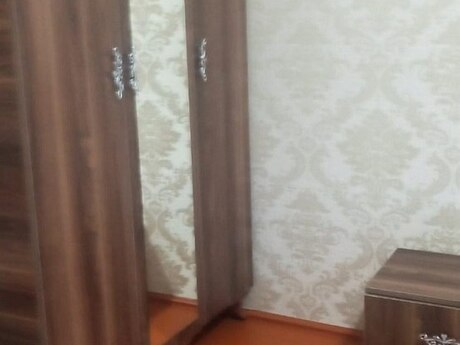 3 otaqlı köhnə tikili - Neftçilər m. - 80 m²