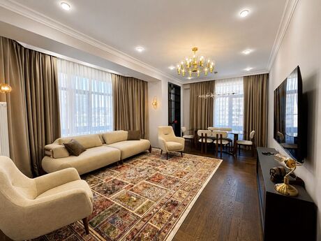 4-комн. новостройка - м. 28 мая - 174 м²