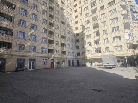 2-комн. новостройка - м. Насими - 100 м²