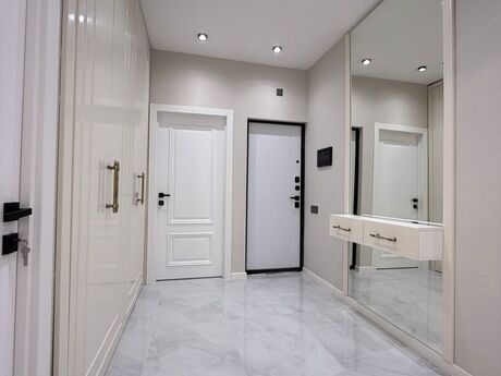 4 otaqlı köhnə tikili - Bakıxanov q. - 105 m²