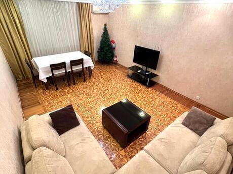5 otaqlı yeni tikili - 28 May m. - 90 m²