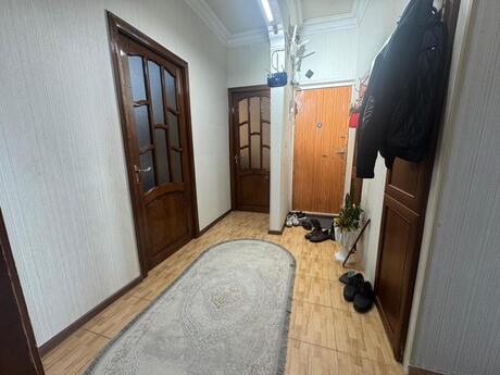 4 otaqlı köhnə tikili - Neftçilər m. - 100 m²