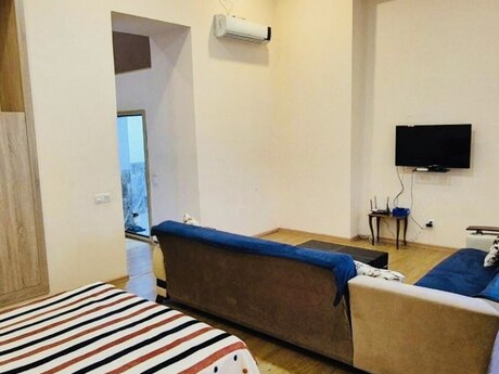 1 otaqlı köhnə tikili - Sahil m. - 65 m²