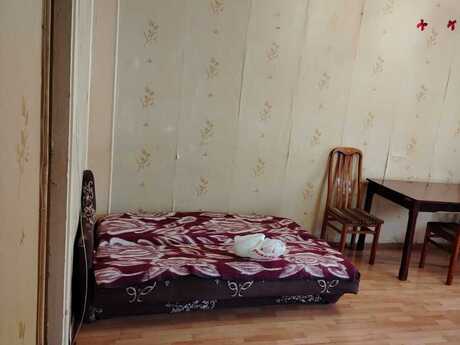 1 otaqlı köhnə tikili - Memar Əcəmi m. - 40 m²