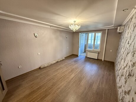 3 otaqlı köhnə tikili - Neftçilər m. - 70 m²