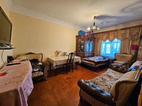 2 otaqlı köhnə tikili - Yeni Günəşli q. - 55 m²