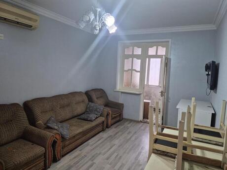 3 otaqlı köhnə tikili - Avtovağzal m. - 60 m²