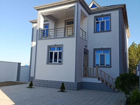 6 otaqlı həyət evi/bağ evi - Məmmədli q. - 200 m²