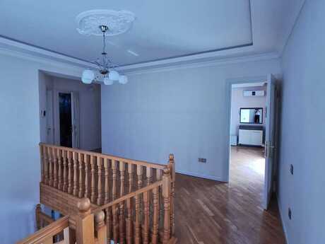 7 otaqlı həyət evi/bağ evi - Badamdar q. - 300 m²