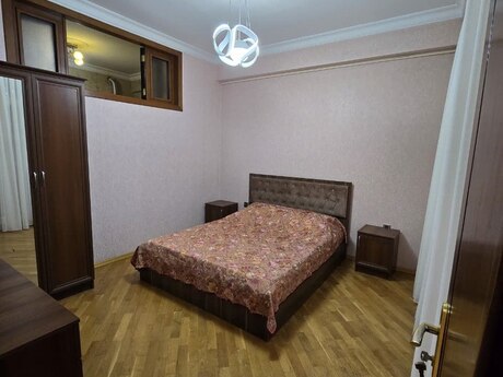 2 otaqlı yeni tikili - Şah İsmayıl Xətai m. - 70 m²