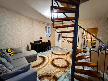 3 otaqlı həyət evi/bağ evi - Nərimanov r. - 90 m²