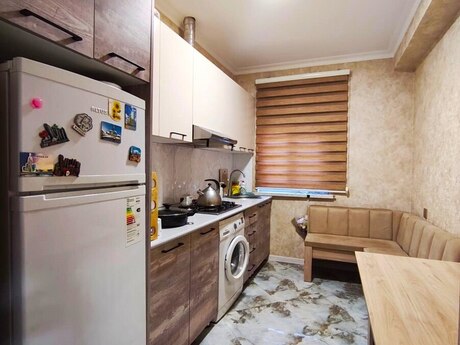 3 otaqlı həyət evi/bağ evi - Nərimanov r. - 90 m²