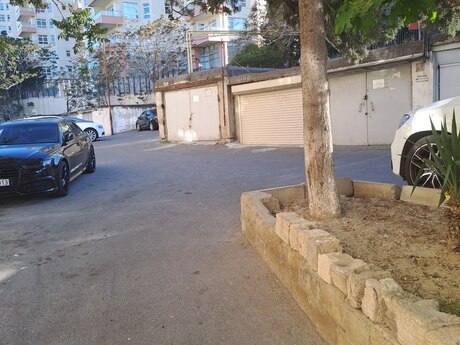 Qaraj - İçəri Şəhər m. - 24 m²