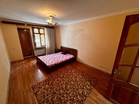 3 otaqlı köhnə tikili - Neftçilər m. - 60 m²