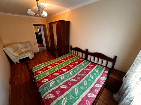 3 otaqlı köhnə tikili - Neftçilər m. - 60 m²