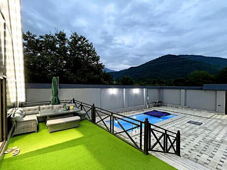 4 otaqlı həyət evi/bağ evi - Qəbələ - 150 m²