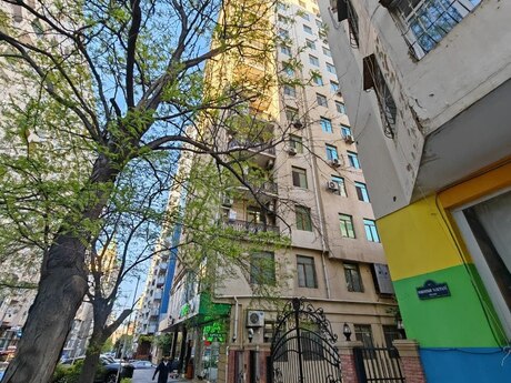 3 otaqlı yeni tikili - Nizami m. - 147 m²