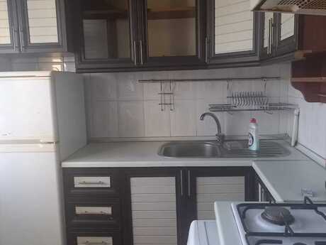 2 otaqlı köhnə tikili - 20 Yanvar m. - 50 m²