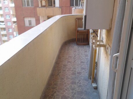 1 otaqlı yeni tikili - İnşaatçılar m. - 50 m²