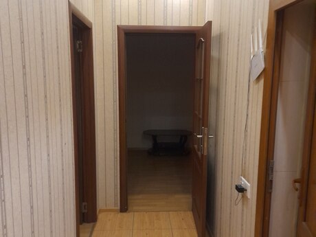 1 otaqlı yeni tikili - İnşaatçılar m. - 50 m²