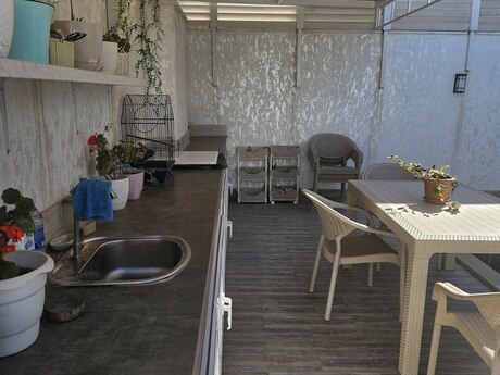 4 otaqlı həyət evi/bağ evi - Mərdəkan q. - 100 m²