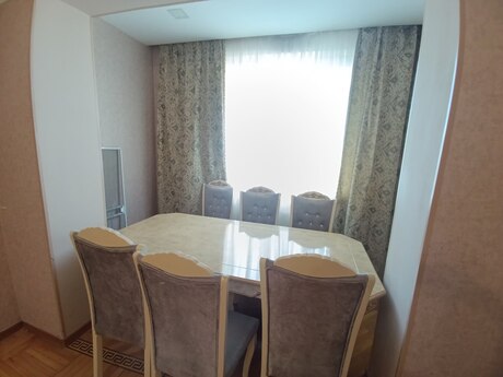 2 otaqlı köhnə tikili - Nəsimi r. - 70 m²