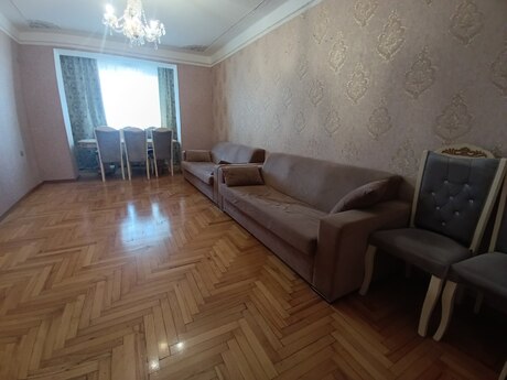 2 otaqlı köhnə tikili - Nəsimi r. - 70 m²