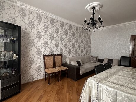 3 otaqlı köhnə tikili - Həzi Aslanov m. - 78 m²