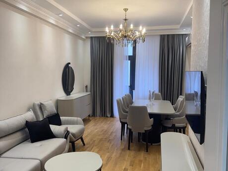 3 otaqlı yeni tikili - 28 May m. - 130 m²